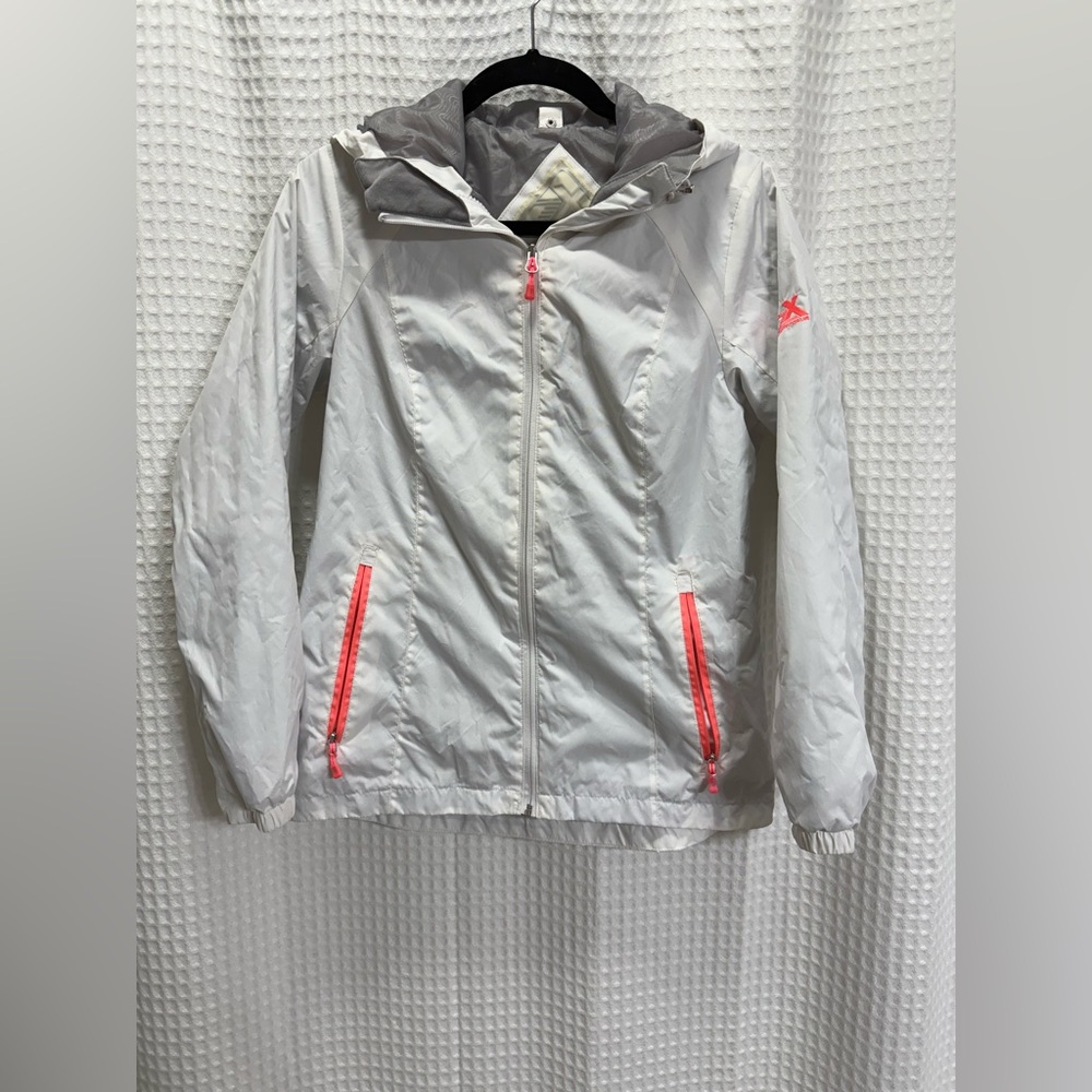 ZeroXposur Light White Jacket with Pink Details